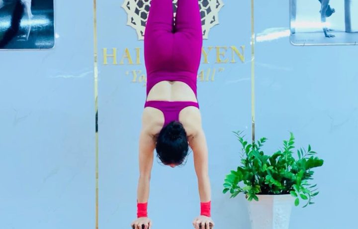 Hướng dẫn tư thế trụ tay cho người mới