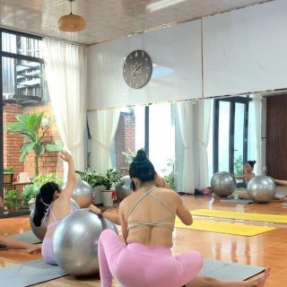 Yoga trị liệu (online)